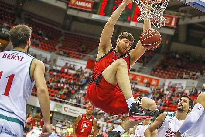 Капітан збірної України з баскетболу може продовжити кар'єру в чемпіонаті Іспанії