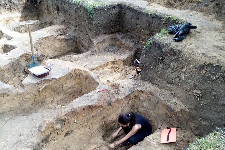 У Чернігові археологи виявили старовинне семиярусне кладовище