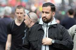 За побиття мітингувальника у Франції відсторонили радника президента 