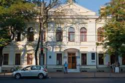 Декан і завідуюча лабораторією Одеської консерваторії затримані на хабарі