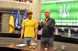 Олег Протасов (праворуч)