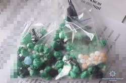 У співробітника режимного об'єкту вилучено наркотики