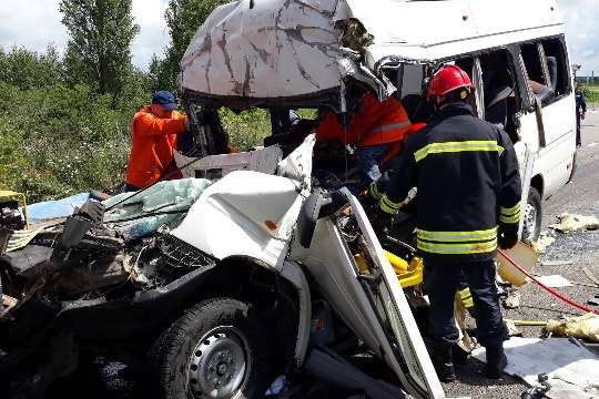 Четверо постраждалих в ДТП на Житомирщині у тяжкому стані