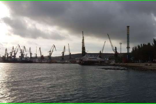 Україна хоче санкцій проти Чорноморських портів РФ через блокаду Азовського моря