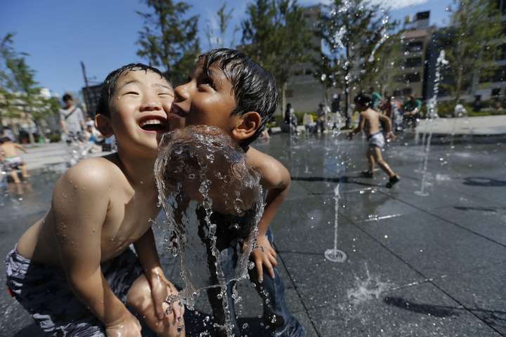 Спека в Японії б’є температурні рекорди