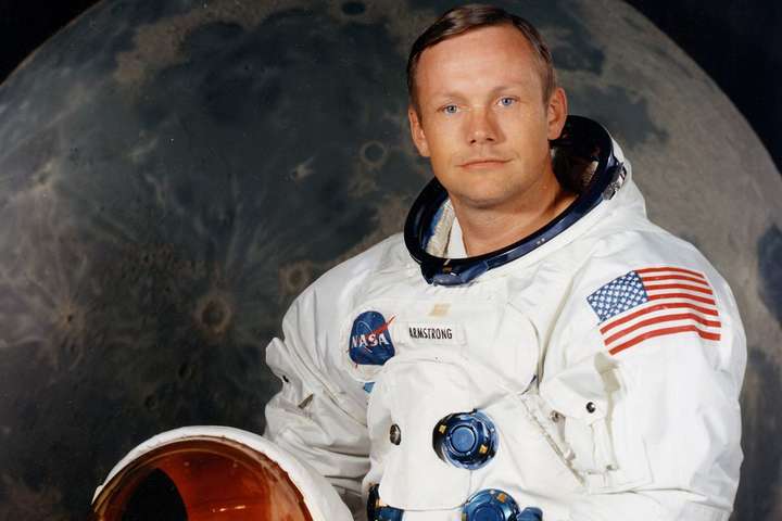 Личные вещи «первого человека на Луне» Нила Армстронга выставят на аукцион