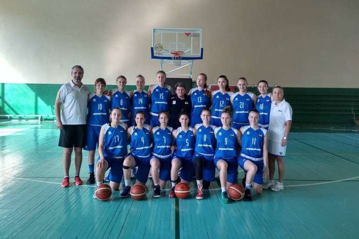 Баскетбольна жіноча збірна України U-18 реваншувалася в Словаччині