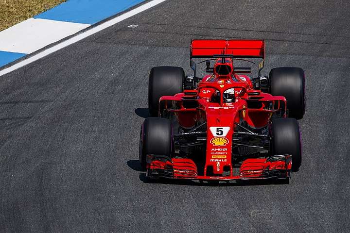 Формула-1: Пілот Ferrari Себастьян Феттель здобув поул (відео)