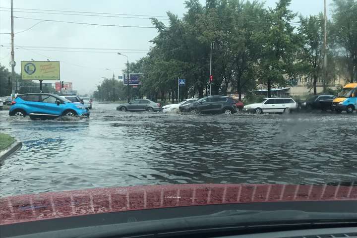Злива викликала потоп у Києві