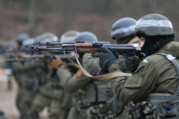 США стали лідерами з імпорту української стрілецької зброї