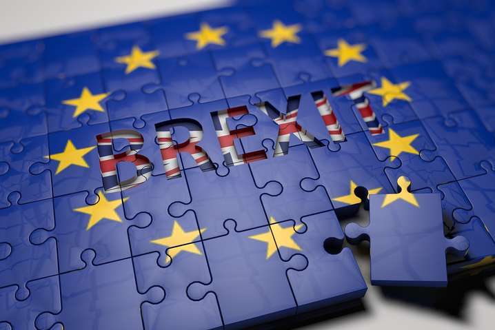Британія пригрозила ЄС не заплатити «відступні» за Brexit