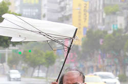 У Шанхаї більше 190 тисяч людей евакуювали через тайфун «Ампіл»