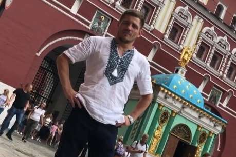 Український боксер у вишиванці провів в Москві «бій з тінню» (відео)
