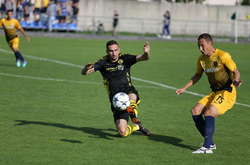 Перша ліга з футболу. «Дніпро-1», «Металіст 1925» і «Волинь» починають з перемог. Матчі 1-го туру