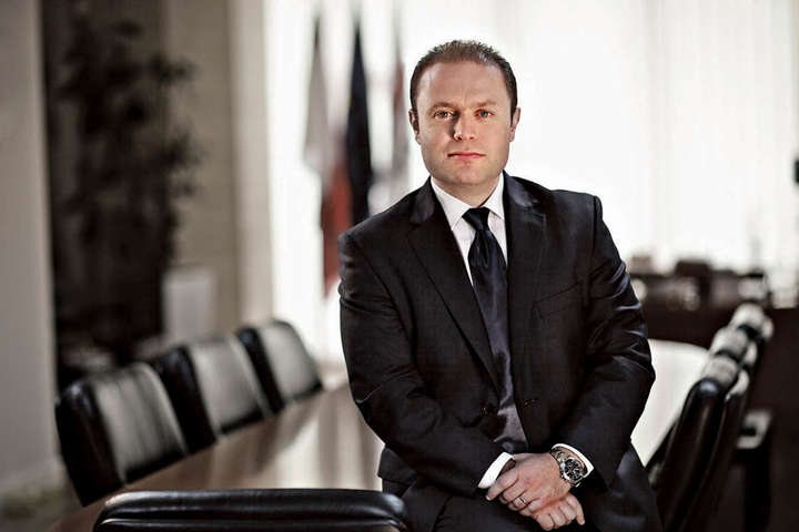 Слідство не змогло довести корупційні зв'язки прем'єра Мальти, про які заявила загибла журналістка