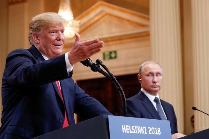Трамп продовжує виправдовуватися за саміт в Гельсінкі