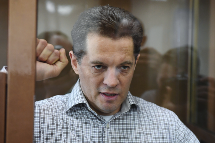 Український консул планує зустрітися з Сущенком у кінці липня