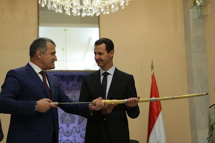 Лідер невизнаної Південної Осетії зустрівся із Башаром Асадом