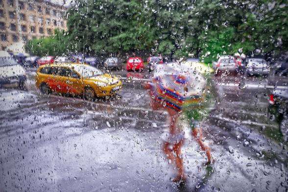 У середу в Україні збережеться «тропічна» погода 