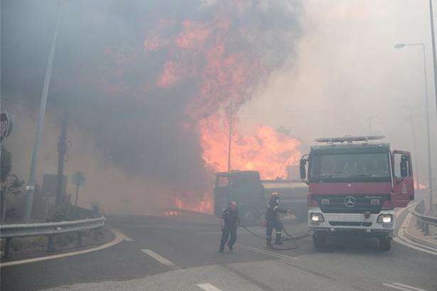Україна готова надати допомогу Греції для боротьби з пожежею
