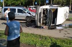 В окупованому Донецьку перекинувся автобус, 10 постраждалих