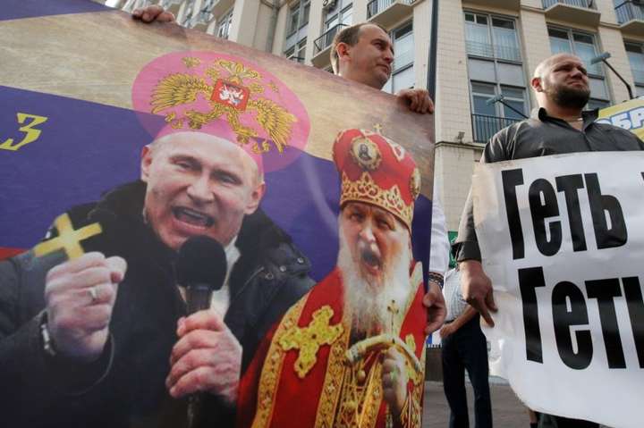 У Порошенка похвалились, як розбивають російські міфи про українську церкву