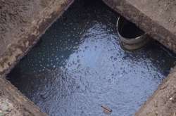 У Запорізькій області дитина провалилася у вигрібну яму