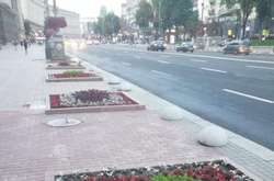 З Хрещатика зникли нещодавно висаджені каштани