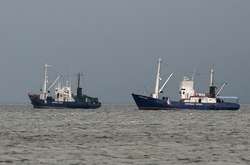 Росія в Азовському морі знову затримує іноземні судна, які йдуть в Україну