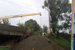 Міст на вулиці Олени Теліги після зливи