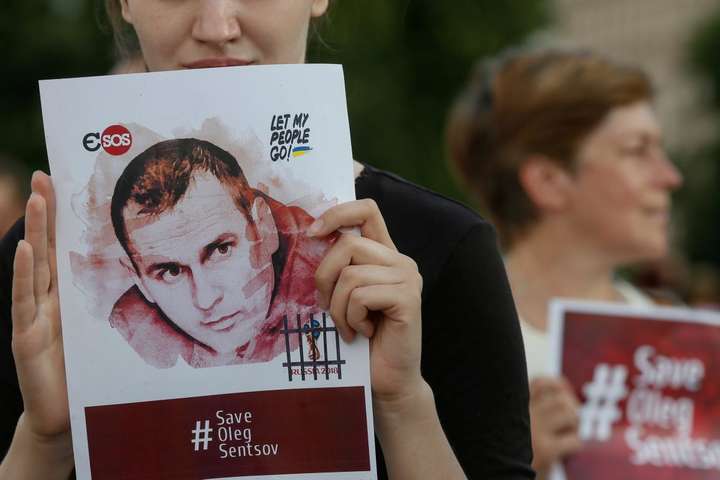 Європейський суд з прав людини закликав Сенцова припинити голодування