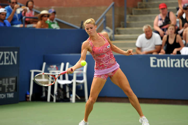Тенісистка Каміла Джорджі: швидка та агресивна красуня, якій є що показати на корті
