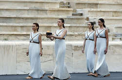 В Афінах запалили вогонь ІІІ літніх Юнацьких Олімпійських ігор 