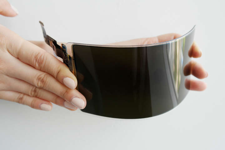 Samsung презентовала небьющиеся OLED-дисплеи