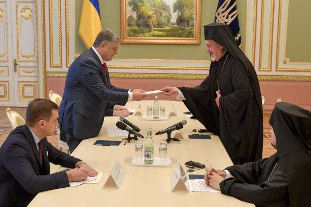 Вселенський Патріарх підтвердив намір надати українській церкві автокефалію 