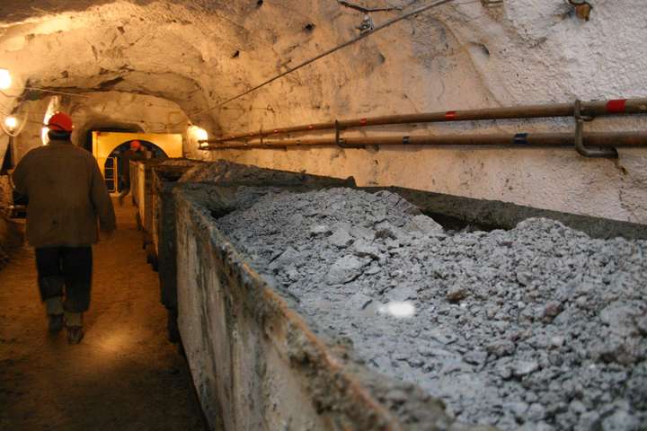 В Украине из более чем 100 шахт только четыре работают прибыльно - Кабмин