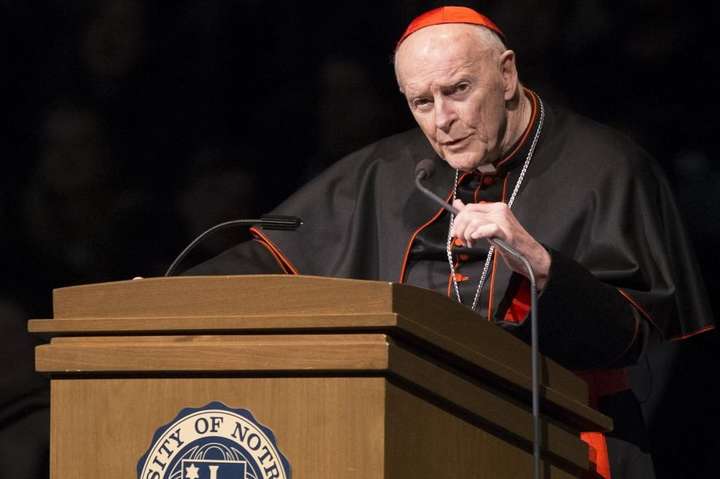Американський кардинал пішов у відставку через секс-скандал з неповнолітнім