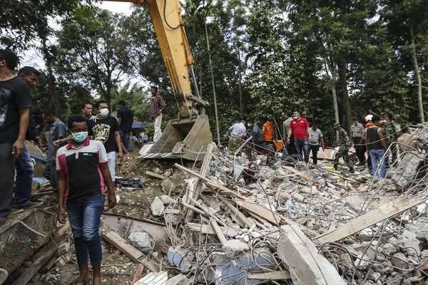 В Індонезії стався землетрус магнітудою 6,4: є загиблі та руйнування
