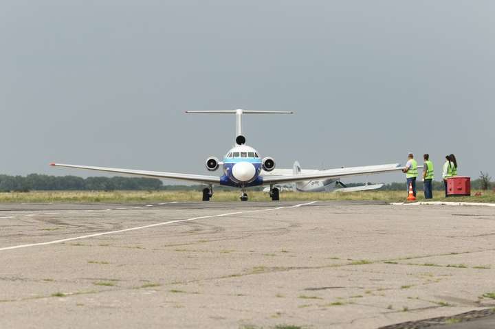 Оновлений полтавський аеропорт прийняв перших пасажирів