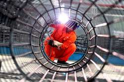 Майже 200 млрд доларів за півроку інвестував Китай у дороги