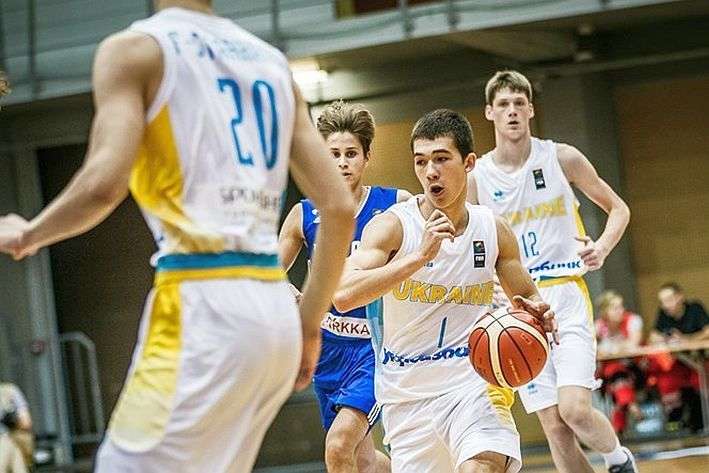 Збірна України з баскетболу U-18 здобула першу перемогу на чемпіонаті Європи (відео)