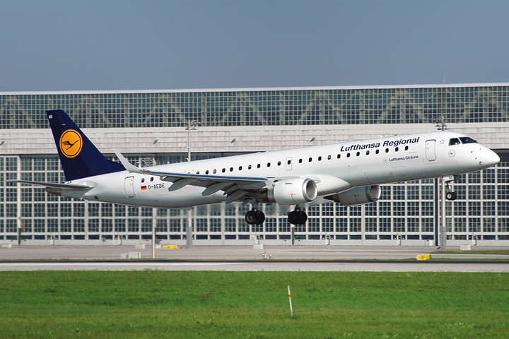 Понад 330 рейсів скасовані в аеропорту Мюнхена