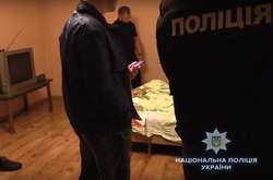 Квартира, де чоловік побив до смерті дружину