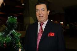 В оточенні Кобзона запевняють, що в артиста «погіршень нема»