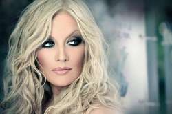 Экс-регионалка Таисия Повалий презентовала новый клип, снятый в Украине