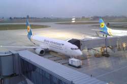 У Борисполі аварійно приземлився літак МАУ