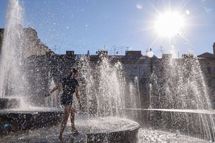 В Україні збережеться спека, місцями дощі: прогноз погоди на 31 липня 