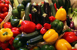 У Києві тривають сезонні ярмарки: де можна купити дешеві продукти (адреси)