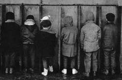 Девушки, улицы, поцелуи и дети на снимках фотографа, влюбленного в Париж