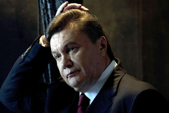 Суд заменил госадвоката Януковича